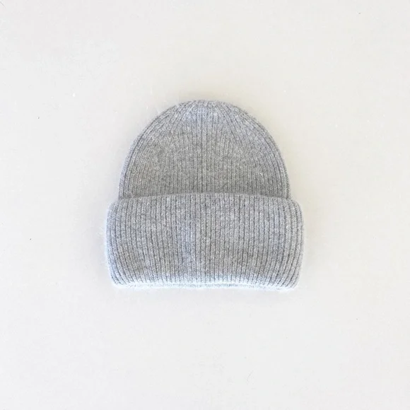 NWT Knit Rabbit Fur Toques - Picture 7 of 10